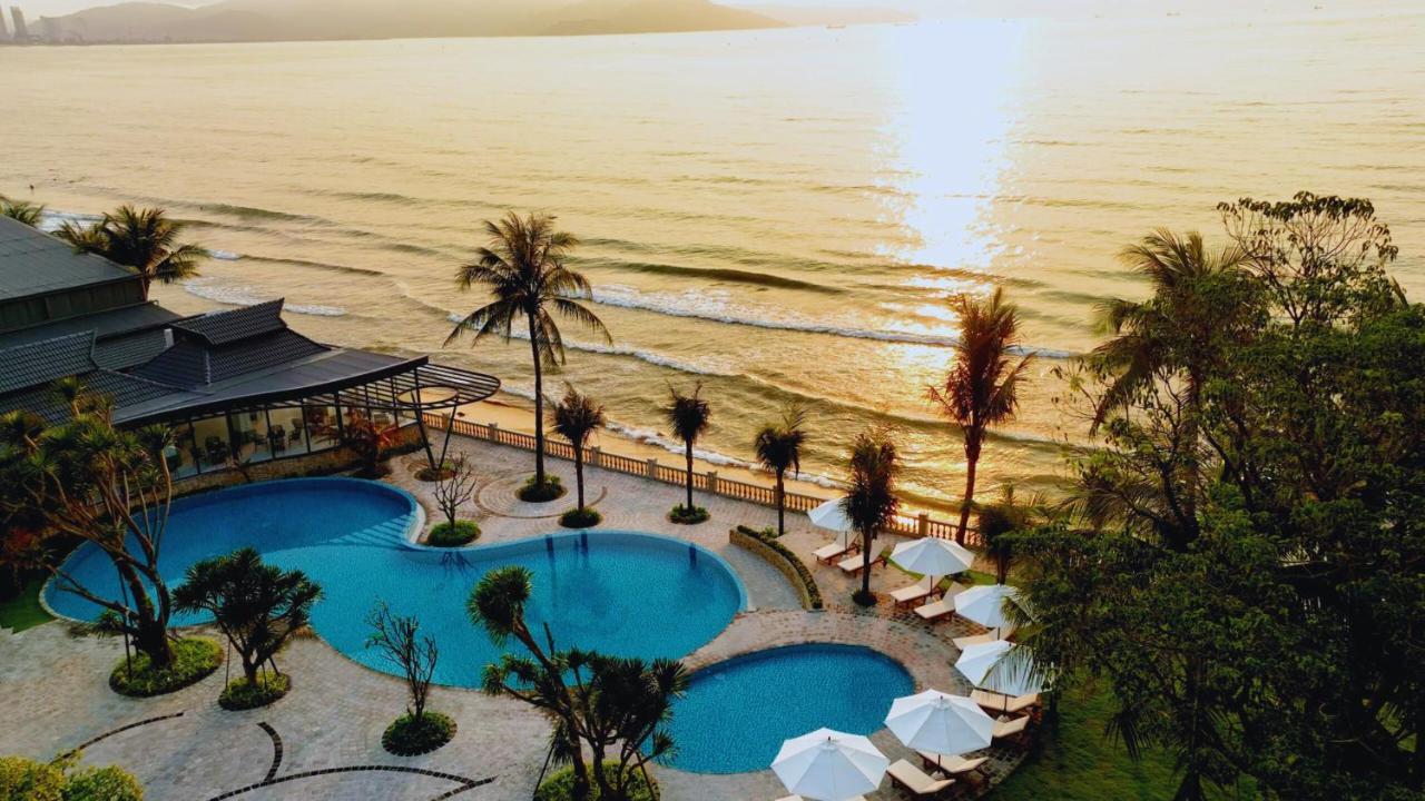 Dankbaar Resort 퀴논 외부 사진