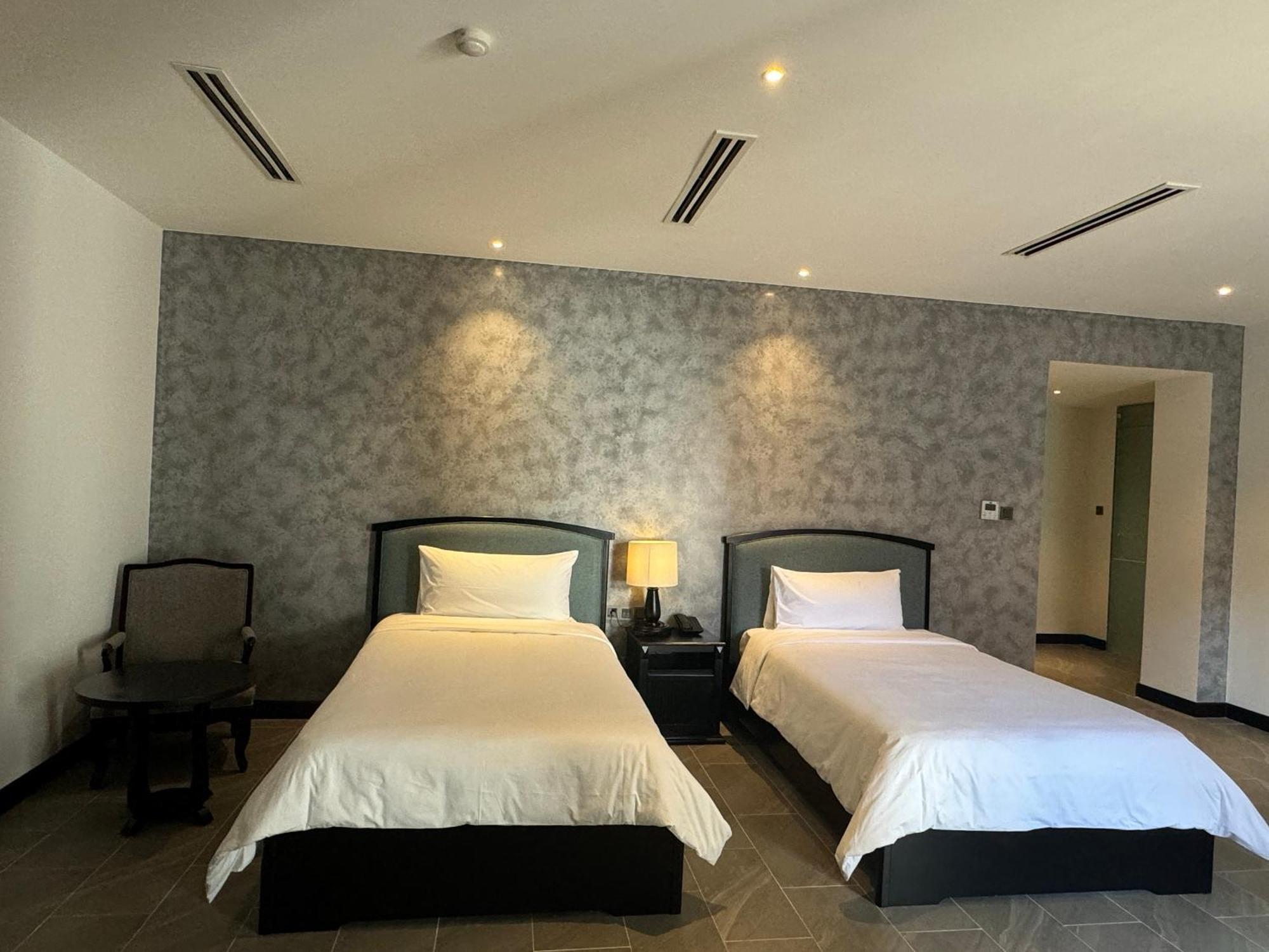 Dankbaar Resort 퀴논 외부 사진
