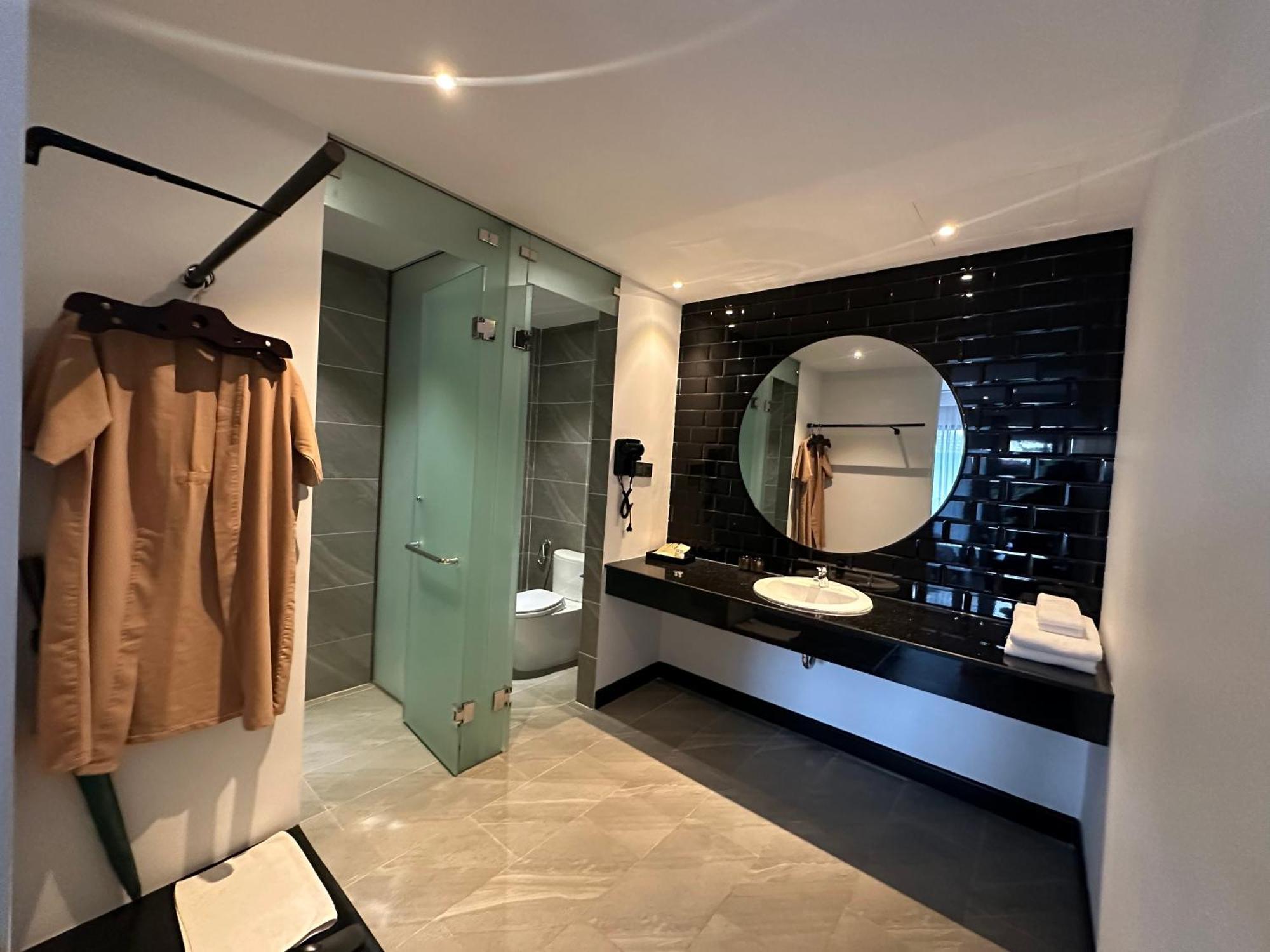 Dankbaar Resort 퀴논 외부 사진